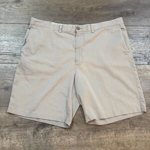 Tommy Bahama 90% Silk 10% Cotton Zip Flat Front Tan Shorts - Men’s Size 42